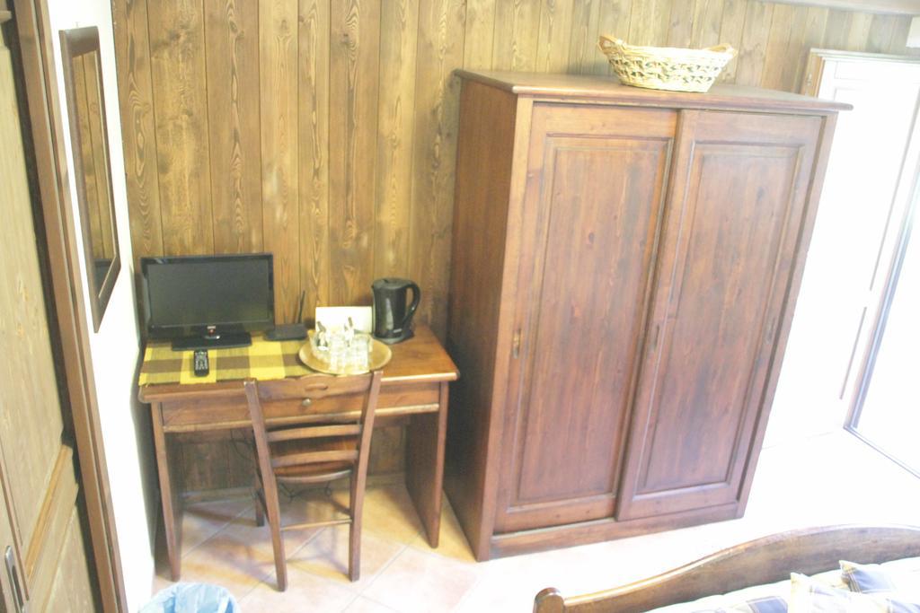 Chambres D'Hotes Les Fleurs Pila  Quarto foto